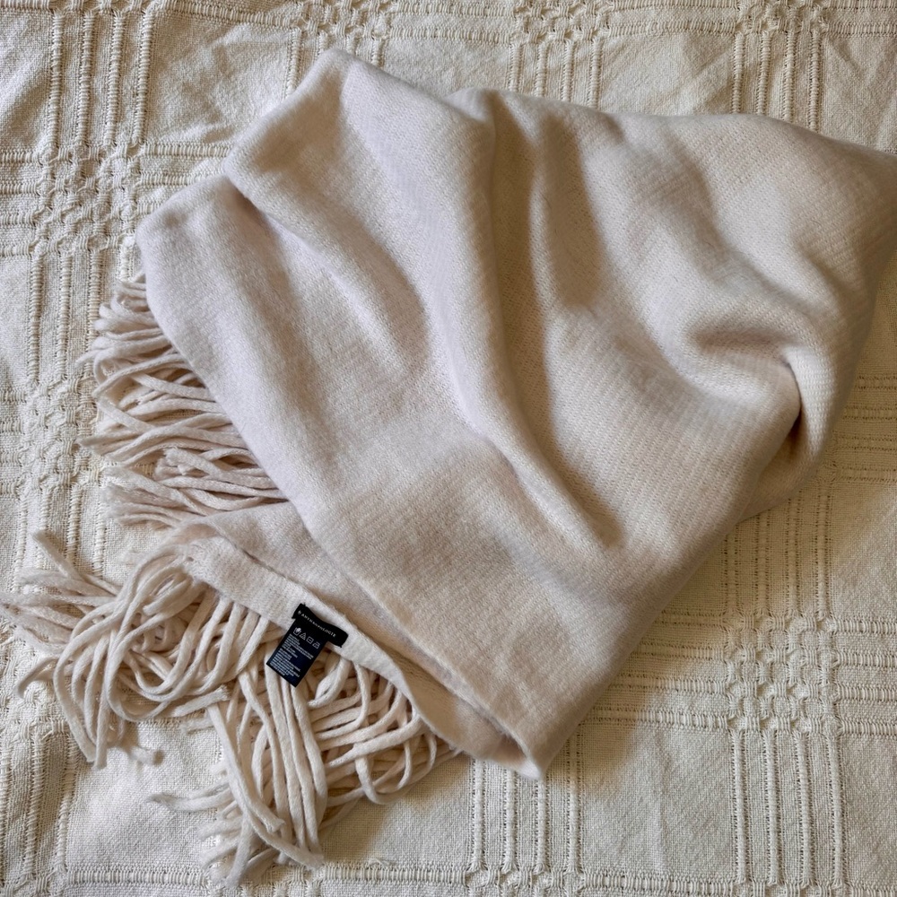 Anthropologie Large Blake Blanket Scarf Cream - Picture 2 of 4
